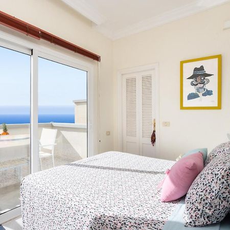Home2Book Beach Front Las Gaviotas Santa Cruz de Tenerife Exterior photo